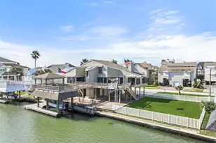 3408 Jolly Roger Cir, Galveston, TX 77554 - Photo 36