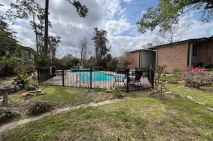 8211 Katy Fwy, Houston, TX 77024 - Photo 14