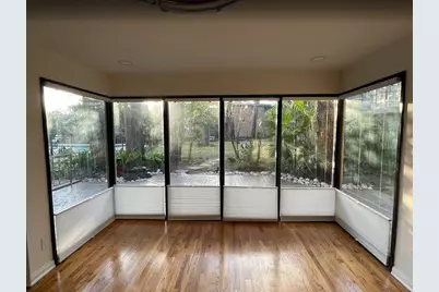 8211 Katy Freeway #16, Houston, TX 77024 - Photo 2