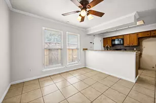 7835 Bateman Ln, Houston, TX 77088 - Photo 10