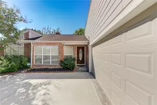 14107 Cherry Mound Rd, Houston, TX 77077 - Photo 2