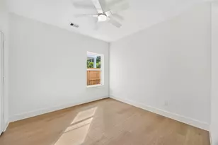 961 Ringold St, Houston, TX 77088 - Photo 10