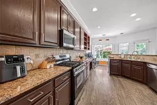 1015 Enclave Square S, Houston, TX 77077 - Photo 22