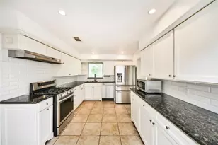 706 Arvana St, Houston, TX 77034 - Photo 16