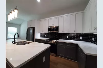 4530 Mayflower Street, Houston, TX 77051 - Photo 6