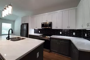 4530 Mayflower St, Houston, TX 77051 - Photo 6