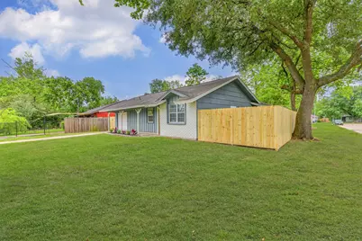 10202 Elmhurst Street, Houston, TX 77075 - Photo 32