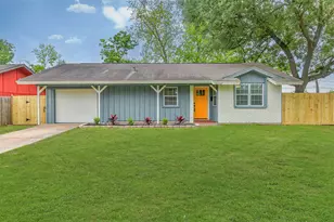10202 Elmhurst St, Houston, TX 77075 - Photo 1