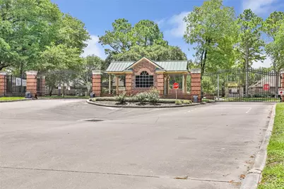 2803 Kings Crossing Drive #303, Houston, TX 77345 - Photo 1