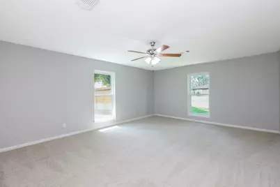 1802 Elmwood Court, Sugar Land, TX 77498 - Photo 8