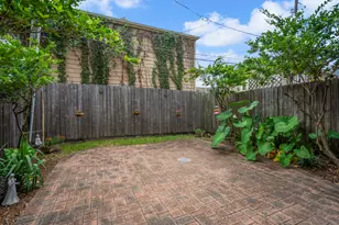 1013 Crocker St, Houston, TX 77019 - Photo 20
