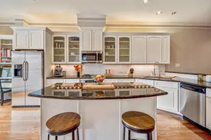 1013 Crocker St, Houston, TX 77019 - Photo 4