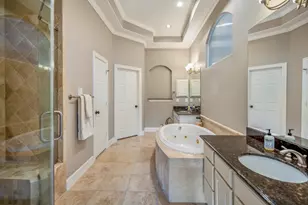 1013 Crocker St, Houston, TX 77019 - Photo 10