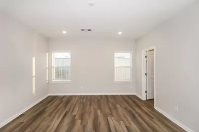 9910 Clark Road #B, Houston, TX 77076 - Photo 10
