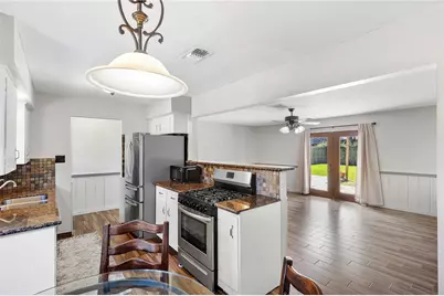 326 Broad Ripple Drive, Houston, TX 77336 - Photo 12