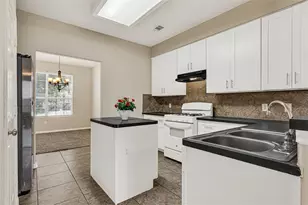 22523 Spring Crossing Dr, Spring, TX 77373 - Photo 10