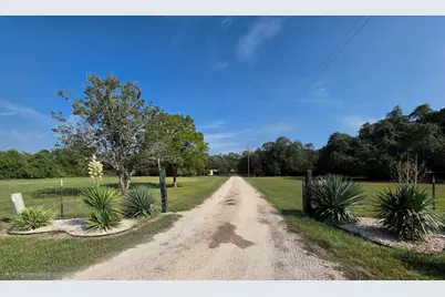 163 Byrd Salyer Road, Blessing, TX 77414 - Photo 30