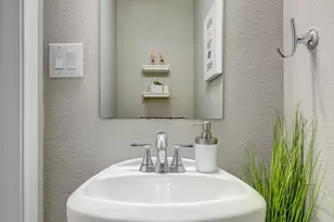 917 W 17th St, Houston, TX 77008 - Photo 14