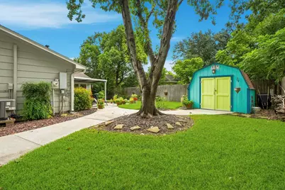 2017 Victoria Court, League City, TX 77573 - Photo 24