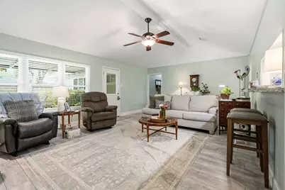 2017 Victoria Court, League City, TX 77573 - Photo 4