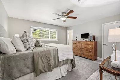 2017 Victoria Court, League City, TX 77573 - Photo 12