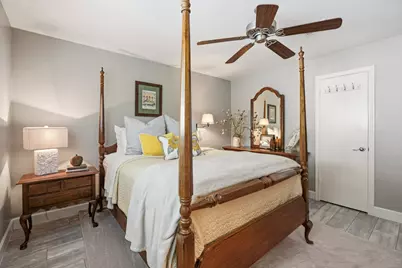 2017 Victoria Court, League City, TX 77573 - Photo 16