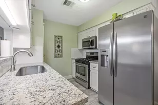 2017 Victoria Ct, League City, TX 77573 - Photo 8