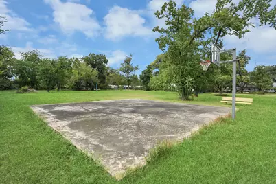 9203 Cornett Drive, Houston, TX 77064 - Photo 44