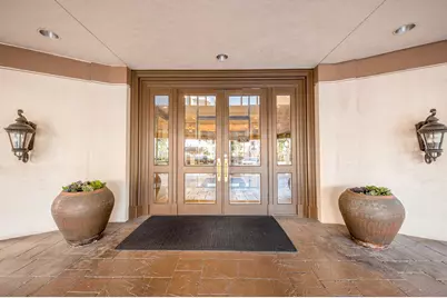 3525 Sage Road #1612, Houston, TX 77056 - Photo 2