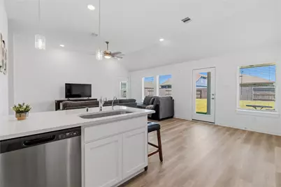 26123 Ethereal Road, La Marque, TX 77568 - Photo 6