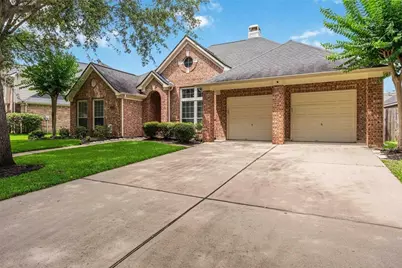 327 Silver Creek Circle, Richmond, TX 77406 - Photo 2