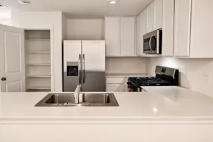 14978 N Ascot Bend Cir, Conroe, TX 77306 - Photo 10
