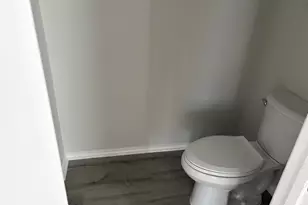 223 Woodlake Dr, Georgetown, TX 78633 - Photo 14