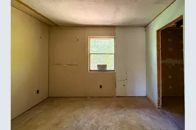 142 W Hickory Cove, Onalaska, TX 77360 - Photo 10