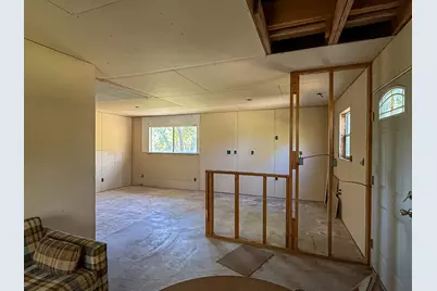 142 W Hickory Cove, Onalaska, TX 77360 - Photo 4