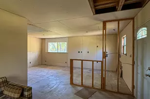 142 W Hickory Cv, Onalaska, TX 77360 - Photo 4