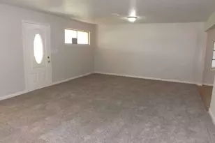 729 S 5th St, La Porte, TX 77571 - Photo 4