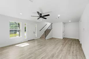 7421 Carothers St, Houston, TX 77028 - Photo 4