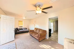 2915 Creston Dr, Houston, TX 77026 - Photo 4