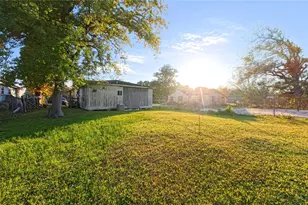 2915 Creston Dr, Houston, TX 77026 - Photo 12