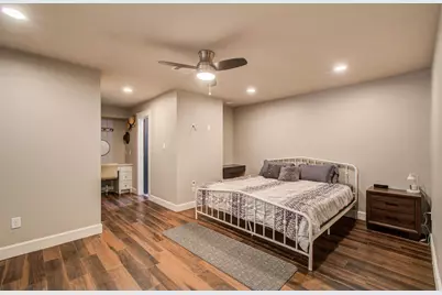 18006 Bambridge Drive, Houston, TX 77090 - Photo 34