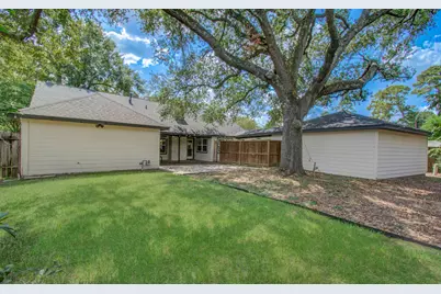 18006 Bambridge Drive, Houston, TX 77090 - Photo 42