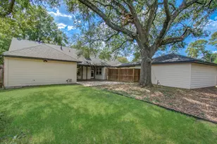 18006 Bambridge Dr, Houston, TX 77090 - Photo 42