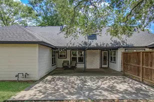 18006 Bambridge Dr, Houston, TX 77090 - Photo 40