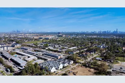 1422 Caywood Lane #B, Houston, TX 77055 - Photo 16