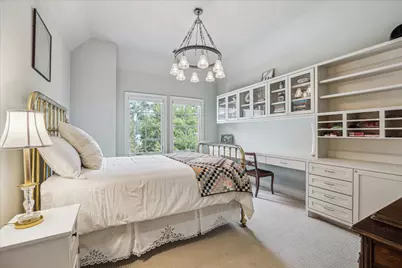 21 W Rivercrest Drive, Houston, TX 77042 - Photo 20