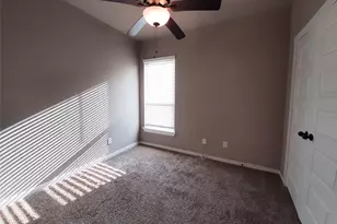 9733 Grosbeak Ln, Magnolia, TX 77354 - Photo 10
