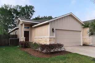 9733 Grosbeak Ln, Magnolia, TX 77354 - Photo 2