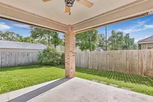 2707 Lake Breeze Ln, Crosby, TX 77532 - Photo 32