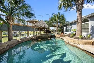 323 Tiki Drive, Tiki Island, TX 77554 - Photo 2